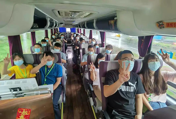 中检丽江公司第六党支部组织员工集体接种新冠疫苗